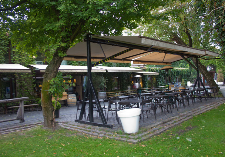 Mielzynski wine bar