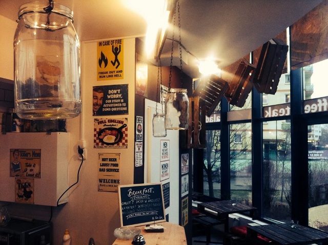 Mia Rustic Grill House (640x477)