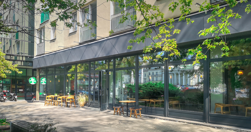 Na Bank Cafe